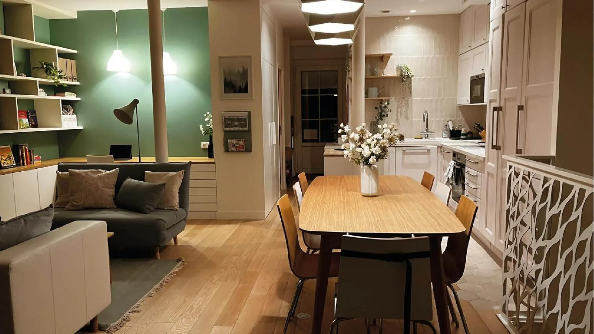 Charming Family Loft Near The Parc De Belleville Apartment